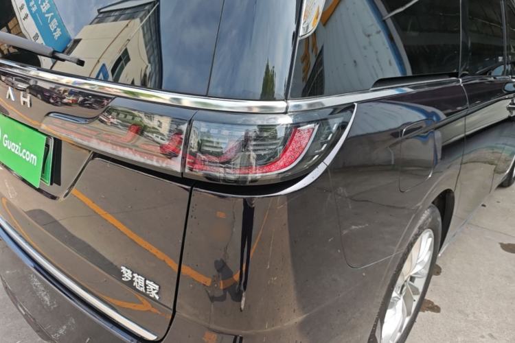 Used VOYAH Dream 2024 PHEV Extended-Range Premium Edition Right Rear Taillight