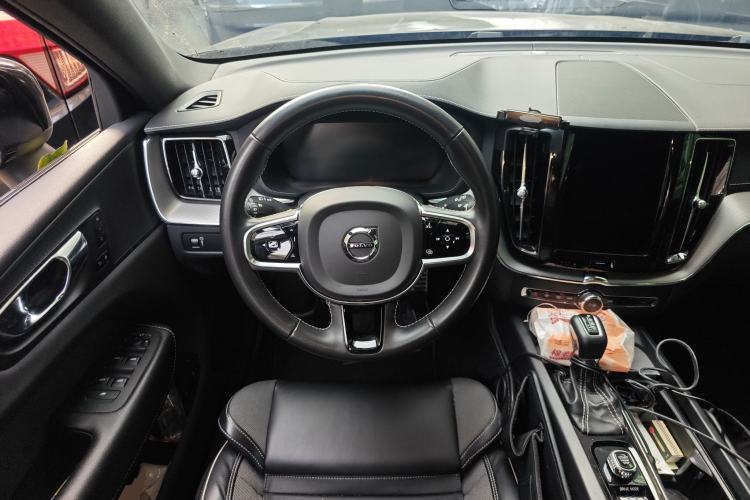 Used Volvo XC60 2021 T5 4x4 Smart & Advanced Sport Edition