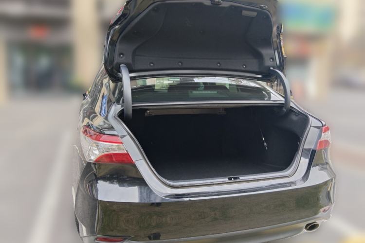 Used Toyota Camry 2019 2.5G Luxury Edition China VI Standard Trunk