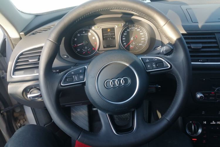 Used Audi Q3 2015 35 TFSI Millionth Anniversary Comfort Model
