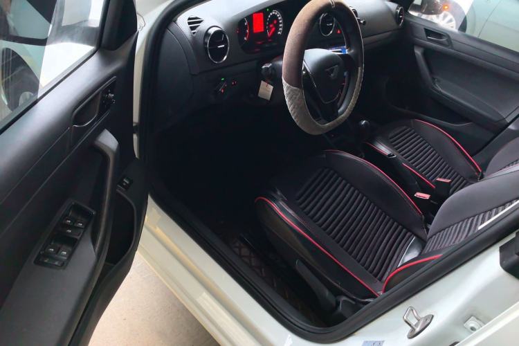 Used Jetta VA3 2021 1.5L Manual Entry-Level Version