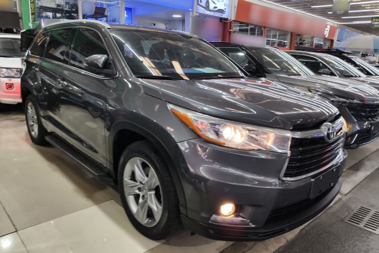 Used Toyota Highlander 2015 2.0T Four-Wheel Drive Luxury Edition 7-Seater Front Right 45 Deg