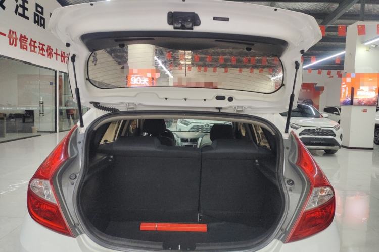 Used Hyundai Verna Ray 2016 1.4L Automatic Leading-Edge GLX