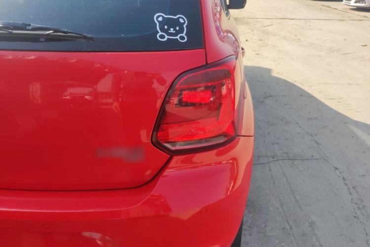 Used Volkswagen Polo 2016 1.6L Automatic Comfort Model
