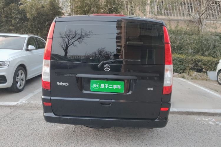 Used Mercedes-Benz Vito 2011 2.5L Elite Edition Rear