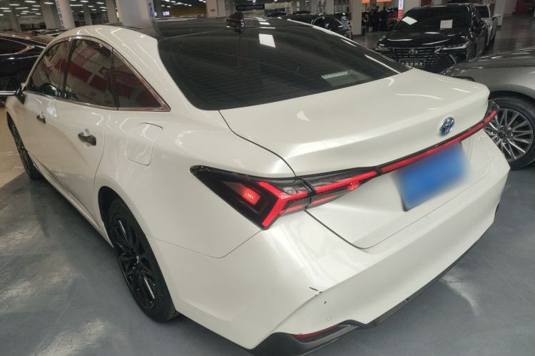 Used Toyota Avalon 2022 Dual-Engine 2.5L XLE Premium Edition
