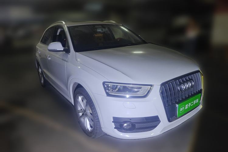 Used Audi Q3 2016 30 TFSI Collector's Edition Comfort Model Front Right 45 Deg