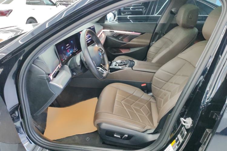 Used BMW i5 2024 eDrive 35L M Sport Package
