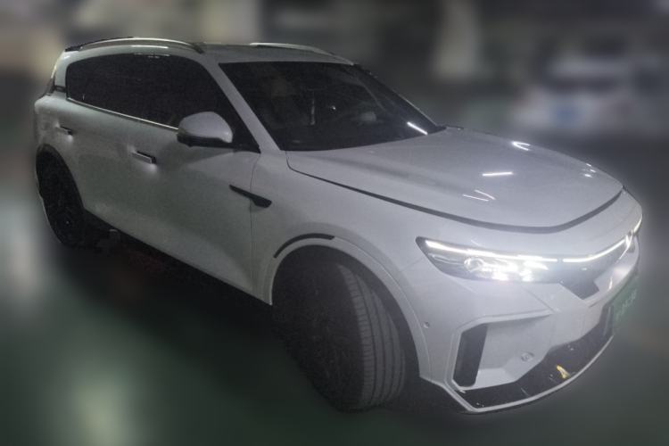 Used VOYAH FREE 2024 Ultra-Long Range Intelligent Driving Version Front Right 45 Deg