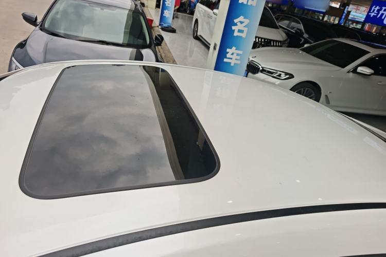 Used Honda Civic 2019 220TURBO CVT Dynamic Edition China VI Roof