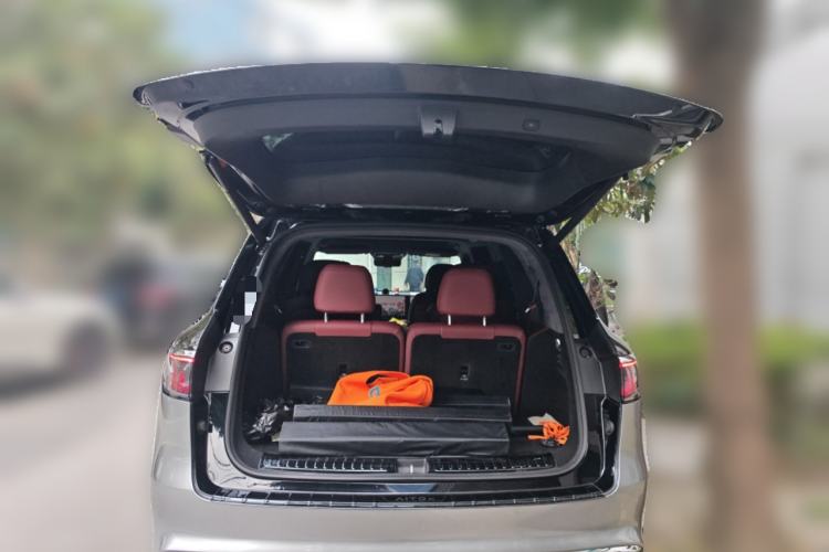 Used Hima AITO M8 2025 Model, Pure Electric Max+ Six-Seat Long-Range Version
