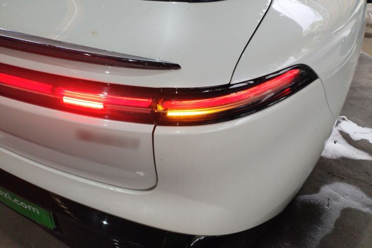 Used FORTHING Xinghai S7 2024 555 Luxury Edition Right Rear Taillight