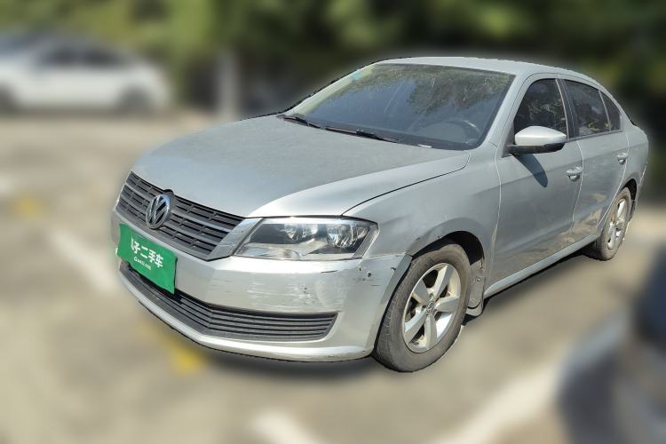 Used Volkswagen Lavida 2013 Revised Classic 1.6L Automatic Fashion Edition