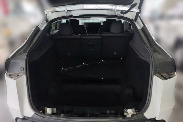 Used Tesla Model Y 2025 Rear-Wheel-Drive Version