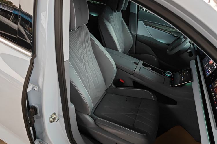 Used VOYAH PASSION 2023 Four-Wheel Drive Flagship Edition
