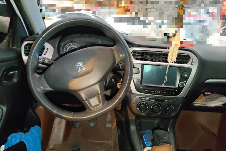 Used Peugeot 301 2014 1.6L Manual Comfort Edition
