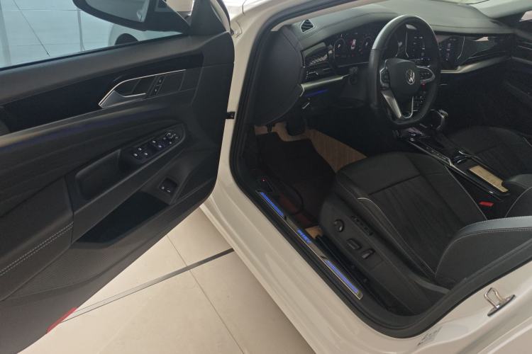 Used Volkswagen Passat New Energy 2022 430 PHEV Hybrid Luxury Edition