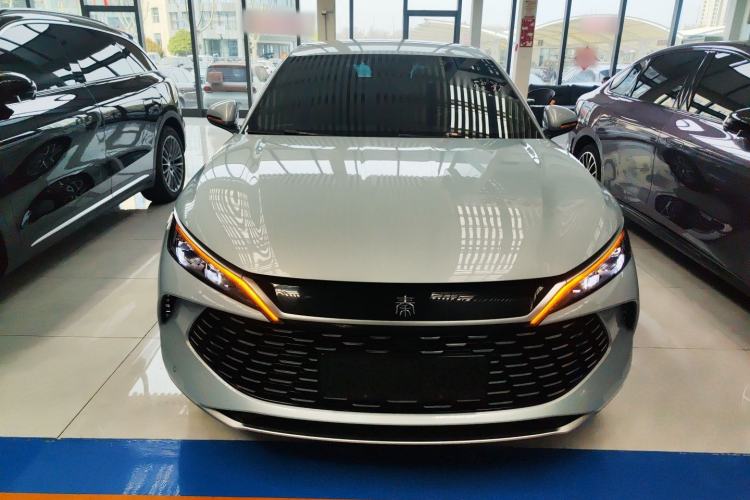 Used BYD Qin L 2024 DM-i 80KM Beyond Model Front