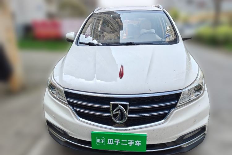 Used Baojun 730 2017 1.5T Manual Style 7 Seats China V