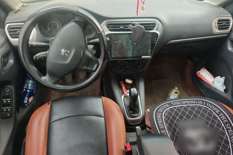 Used Peugeot 301 2016 1.6L Manual Comfort Edition Center Console