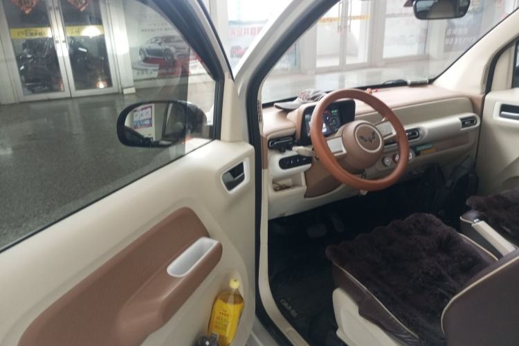 Used Wuling Hongguang MINIEV 2024 3rd Generation 215km Youth Edition