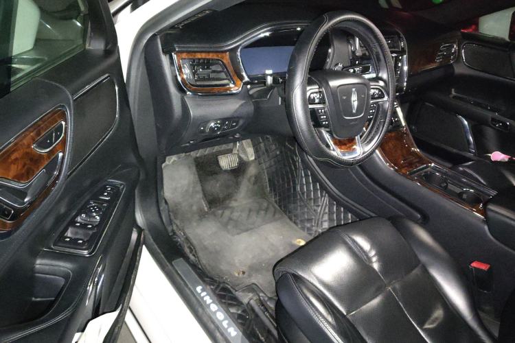 Used Lincoln Continental 2018 2.0T Two-Wheel Drive Deluxe Edition
