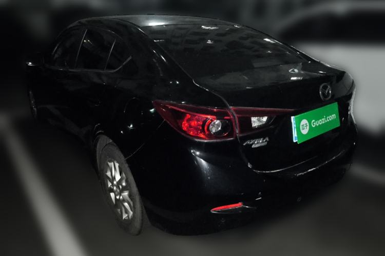 Used Mazda 3 Axela 2014 Sedan 1.5L Manual Comfort Model