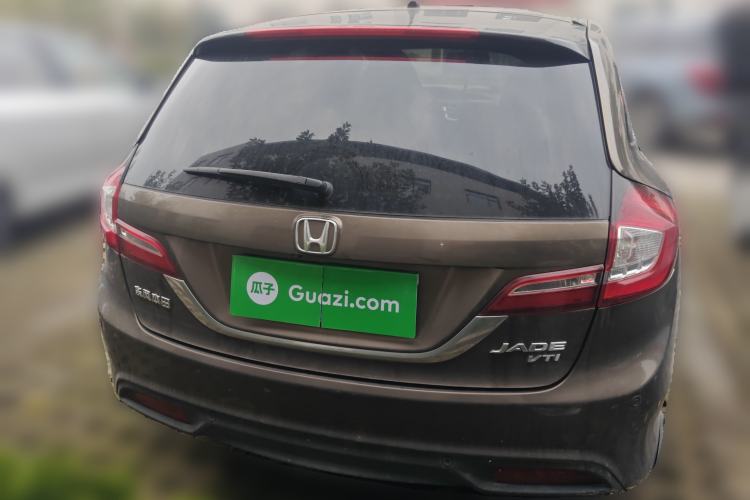Used Honda Jade 2013 1.8L CVT Luxury Edition 5 seats
