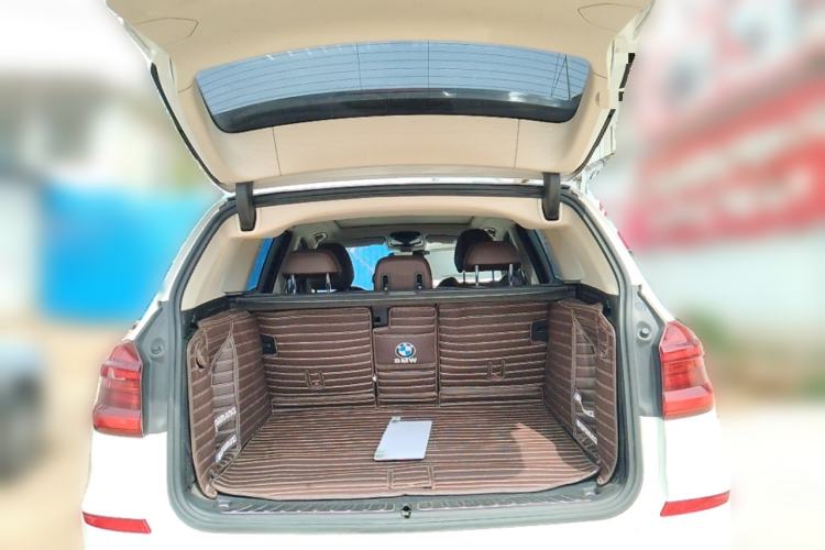 Used BMW X3 2018 xDrive28i Luxury Package China VI Emission Standard Trunk