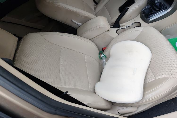 Used Geely Auto Classic Emgrand 2013 Sedan 1.5L Manual Elite Model Right Front Seat