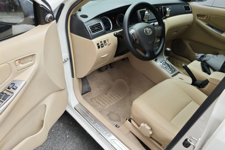 Used Toyota Corolla EX 2013 1.6L Automatic Excellence Edition Driver Seat