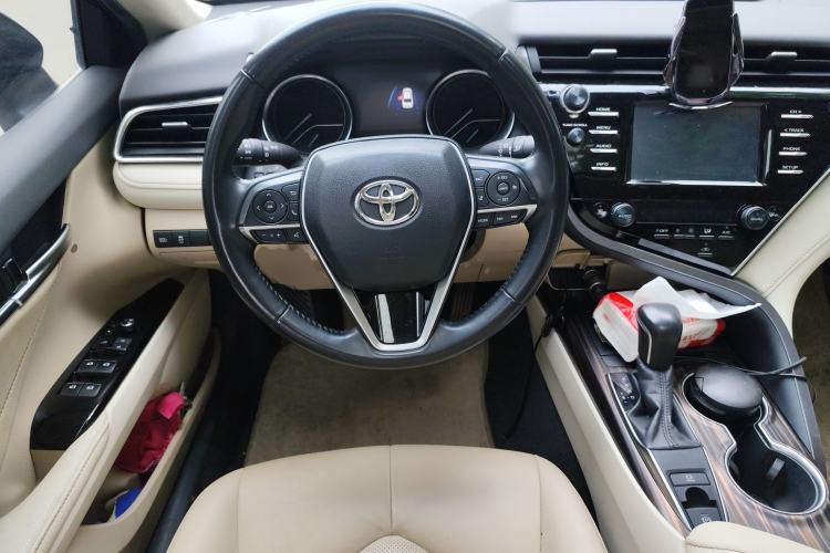 Used Toyota Camry 2018 2.0G Luxury Edition Steering Wheel