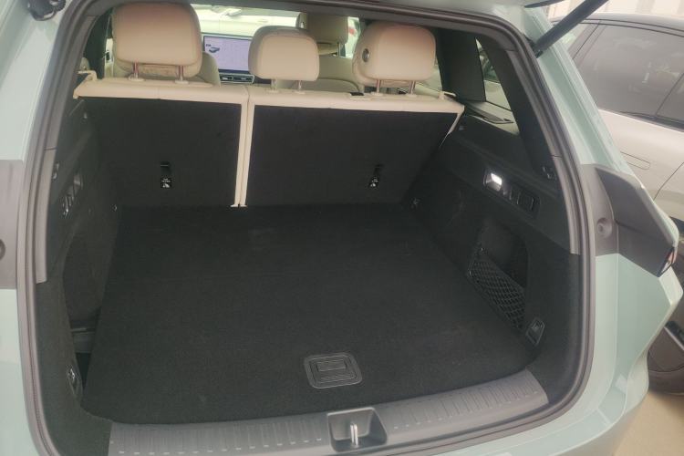 Used Li Auto L6 2025 Max Smart Refresh Edition Trunk