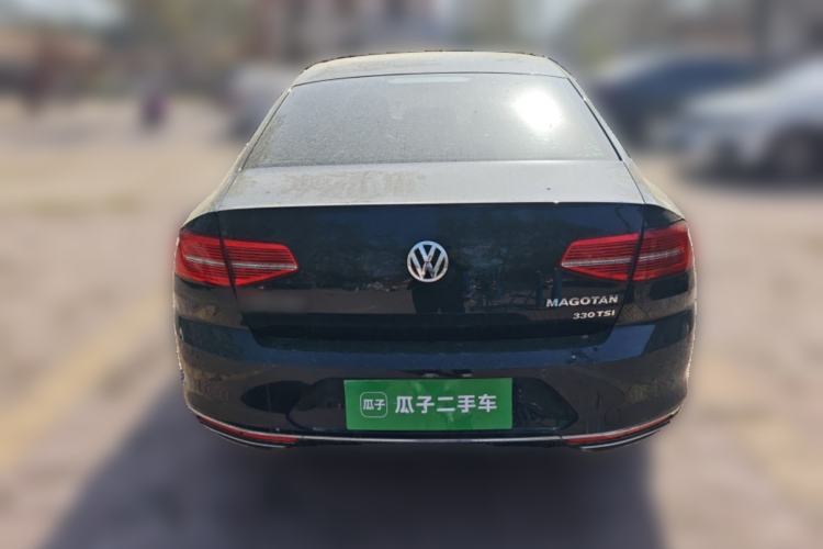 Used Volkswagen Magotan 2017 330TSI DSG Luxury Model Rear