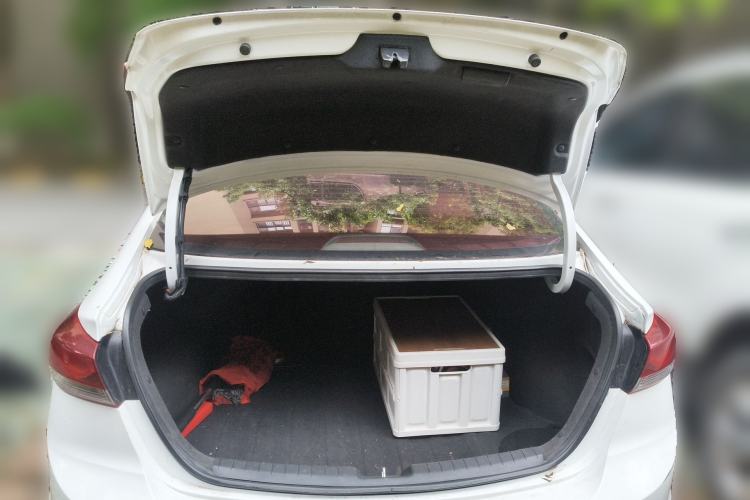 Used Hyundai Elantra (6th Generation / Lingdong) 2018 1.4T Dual-Clutch Xuan Dong · Dynamic Edition
