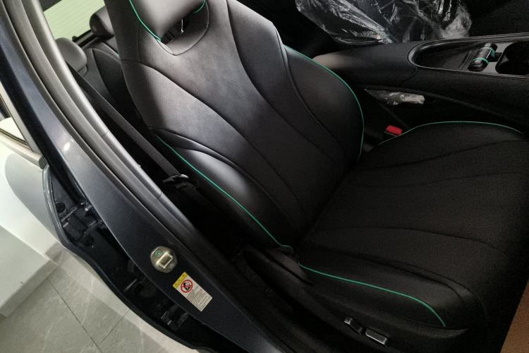 Used BYD Dolphin 2024 Honor Edition 401km Knight Edition
