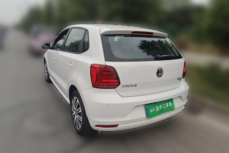 Used Volkswagen Polo 2016 1.6L Automatic Comfort Model
