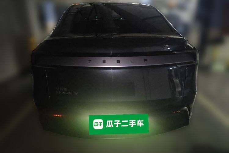 Used Tesla Model Y 2025 Rear-Wheel-Drive Version