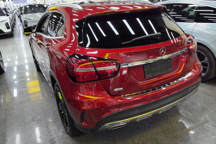 Used Mercedes-Benz GLA 2019 GLA 200 Fashion Model Exterior 2