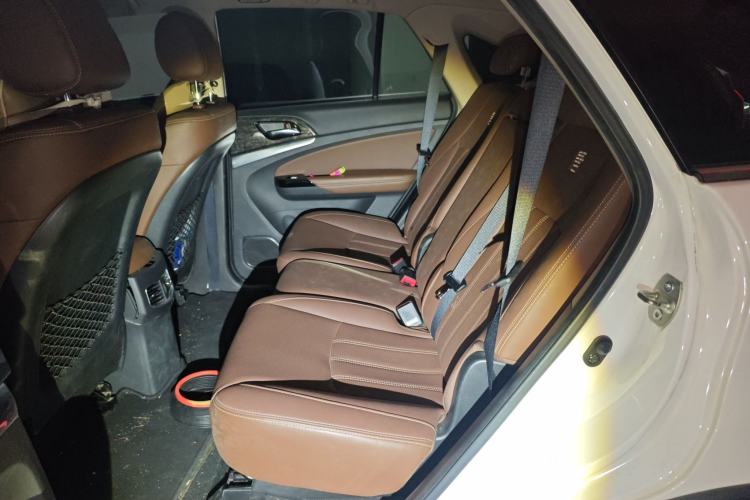 Used BYD Tang New Energy 2017 2.0T All-Wheel Drive Hyatt Model