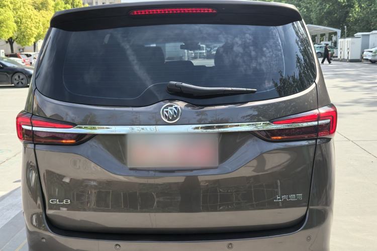 Used Buick GL8 2023 Land Executive Class Comfort Model Exterior 6