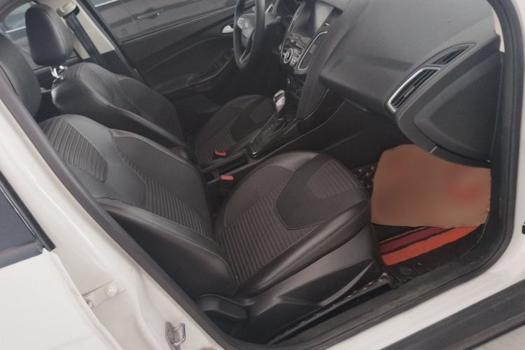 Used Ford Focus 2017 Sedan EcoBoost 125 Automatic Supreme Style SmartDrive Edition