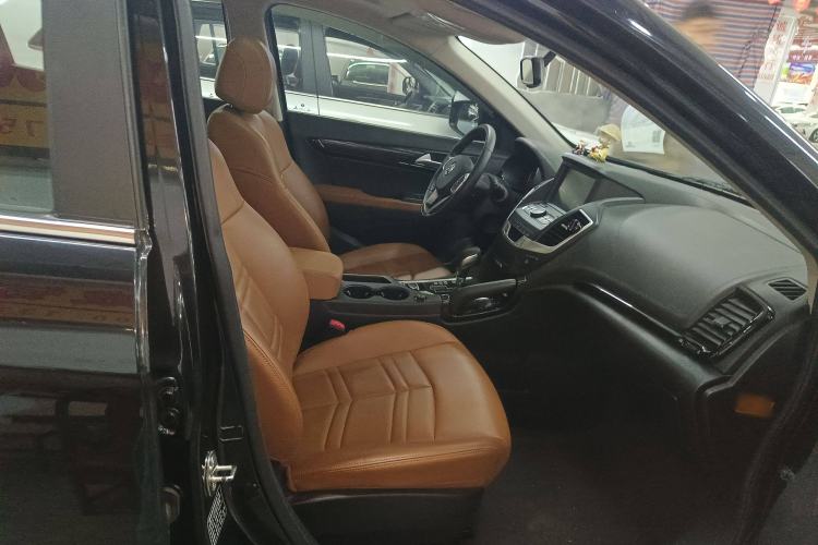 Used Dongfeng Fengdu MX5 2016 2.0L Automatic Flagship Edition
