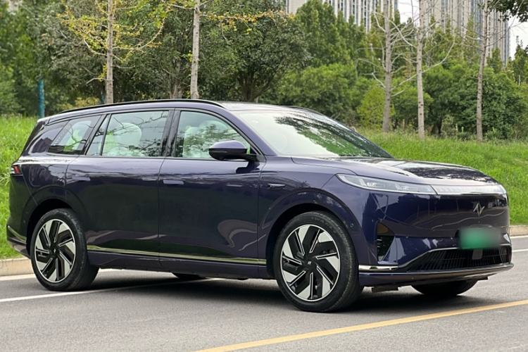 Used Dongfeng eπ eπ008 2024 210Max Range-Extended Version 6 Seats