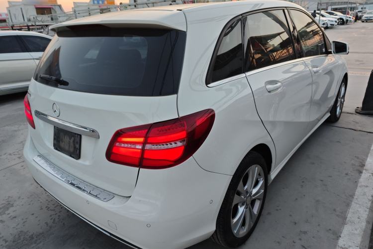 Used Mercedes-Benz B-Class 2015 B 200 Fashion Model