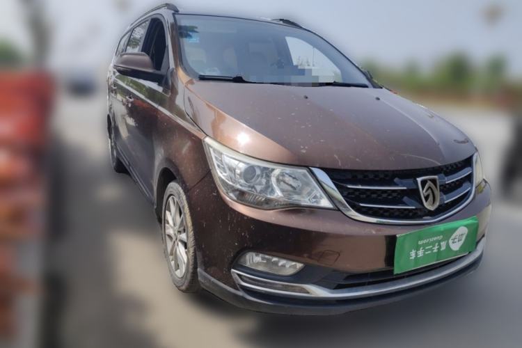 Used Baojun 730 2016 1.5L Manual Comfort Version 7 Seats China V Emission Standard Front Right 45 Deg