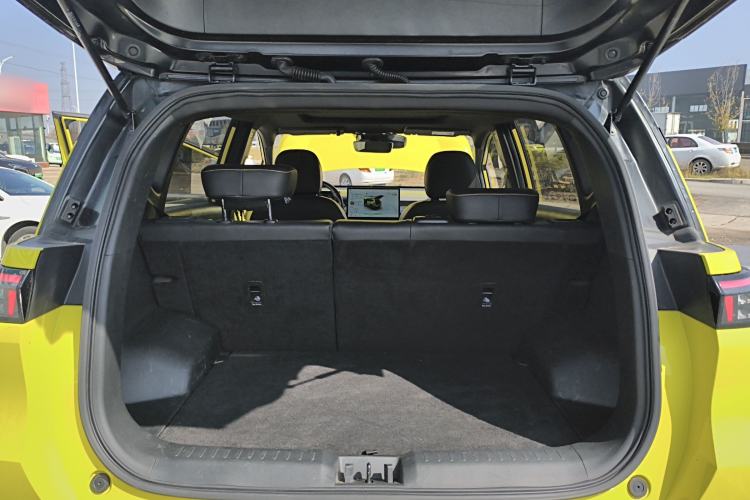 Used AION Y 2021 70 Enjoyment Tech Edition Trunk