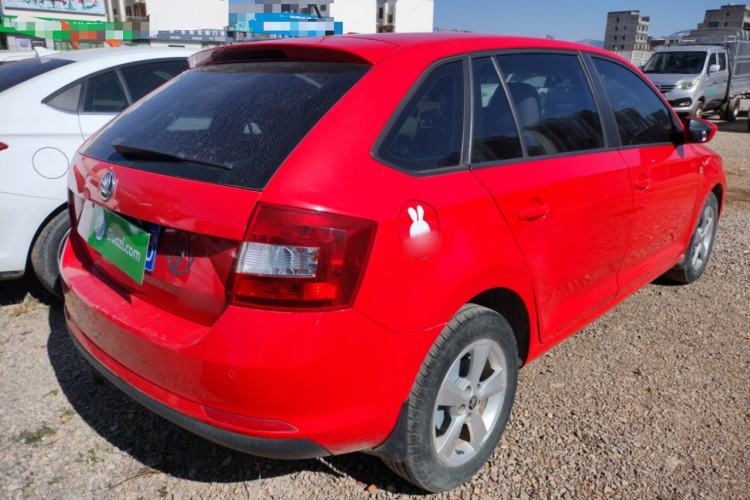 Used Skoda Rapid Spaceback 2014 1.6L Automatic Enjoyment Edition
