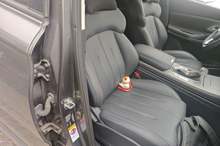 Used CHANGAN OSHAN X7 2020 1.5T Automatic Luxury Model Right Front Seat