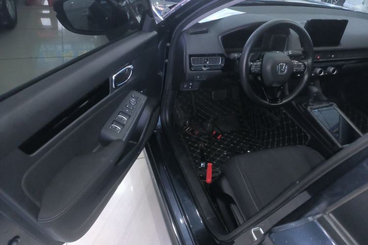 Used Honda Civic 2022 240TURBO CVT Dynamic Edition Driver Seat